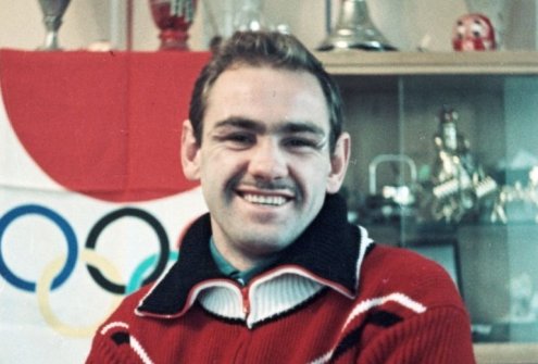 Boksininkas, 1964 m. Tokijo olimpinių žaidynių sidabro medalio laimėtojas Ričardas Tamulis. 1964 m. lapkričio mėn. L. Ruiko nuotrauka. Lietuvos centrinis valstybės archyvas, 0-026606-1.