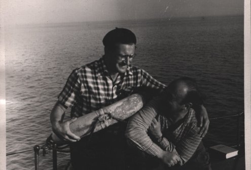 LLMA F. 144, ap. 1, b. 691, l. 20. Benjaminas Gorbulskis su Vytautu Blože (kairėje). 1960 m.