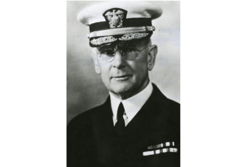 Admirolas Viljamas Harisonas Stendlis (William Harrison Standley) 1941–1943 m. buvęs JAV ambasadoriumi SSRS
