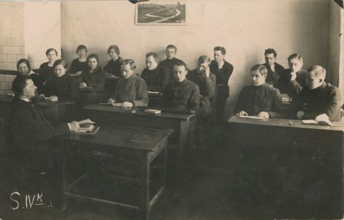 Marijampolės mokytojų seminarija. LLMA F. 9, ap. 1, b. 10, l. 2